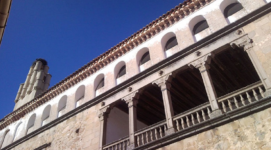 Ruta de los Pueblos. Pasarón de la Vera. Palacio.