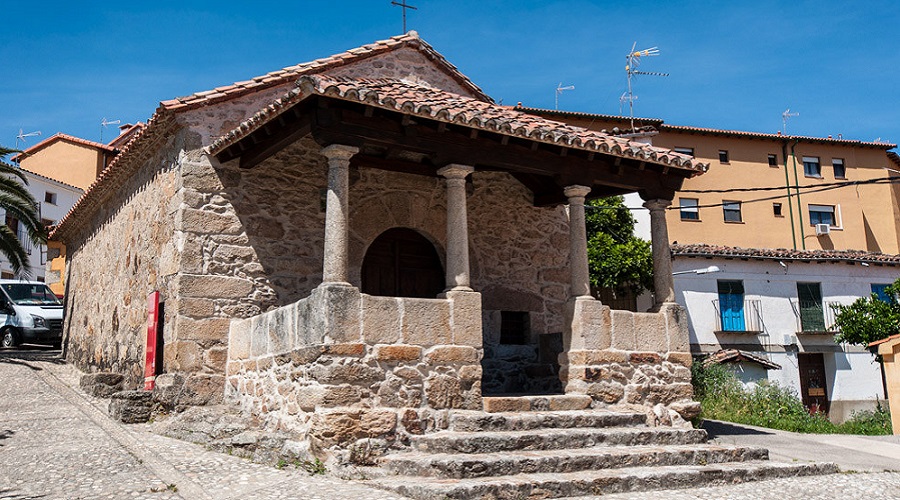 Villanueva de la Vera. Ermita de San Antón.