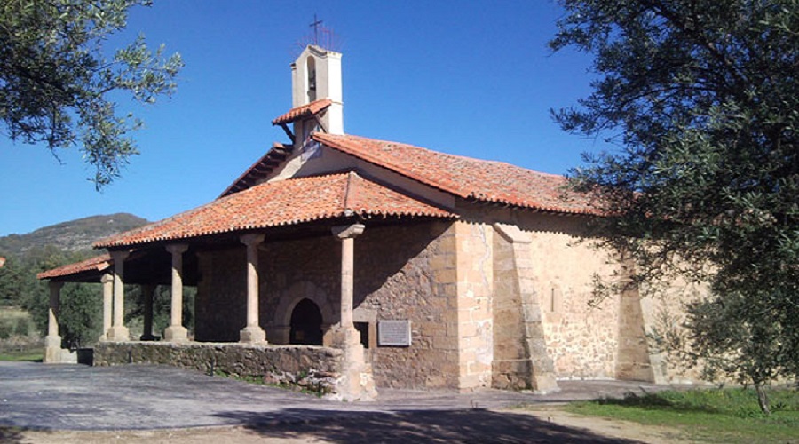 Pasarón de la Vera. Ermita la Blanca.